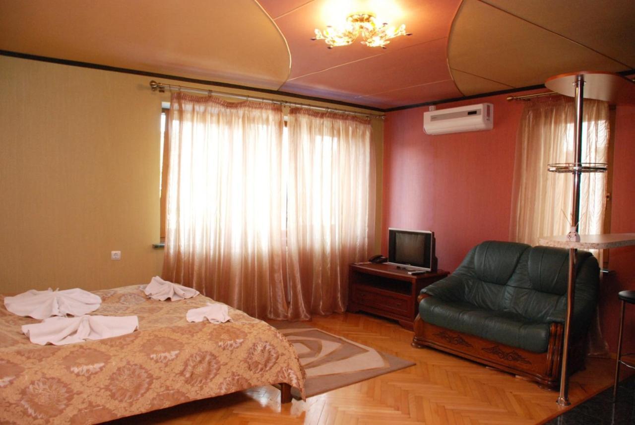 Argo Hotel ลวีฟ ภายนอก รูปภาพ