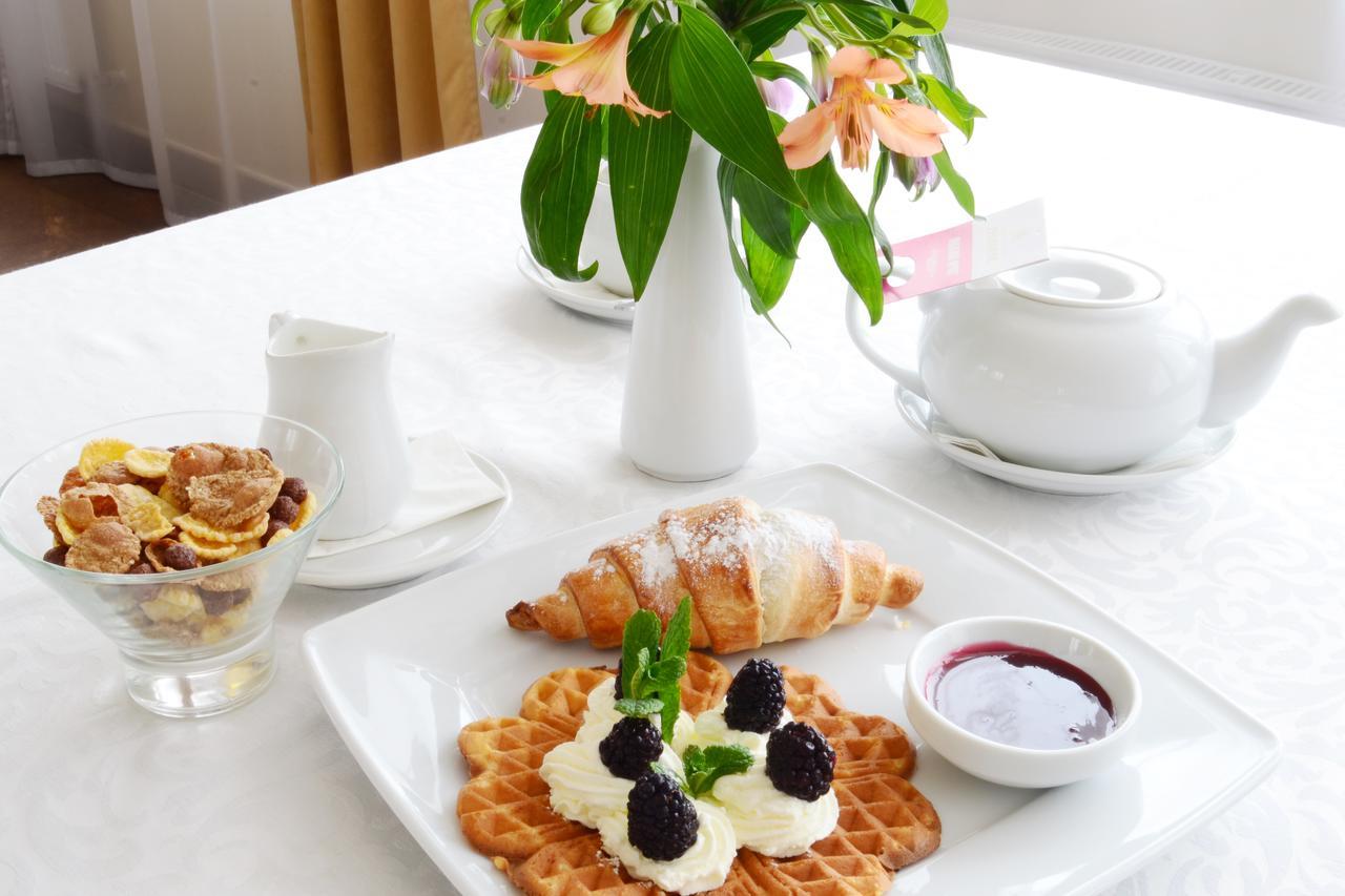 Argo Hotel ลวีฟ ภายนอก รูปภาพ