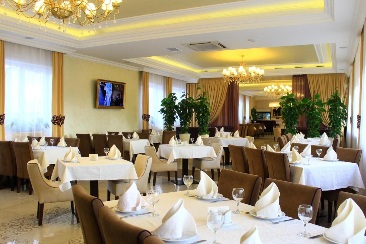 Argo Hotel ลวีฟ ภายนอก รูปภาพ