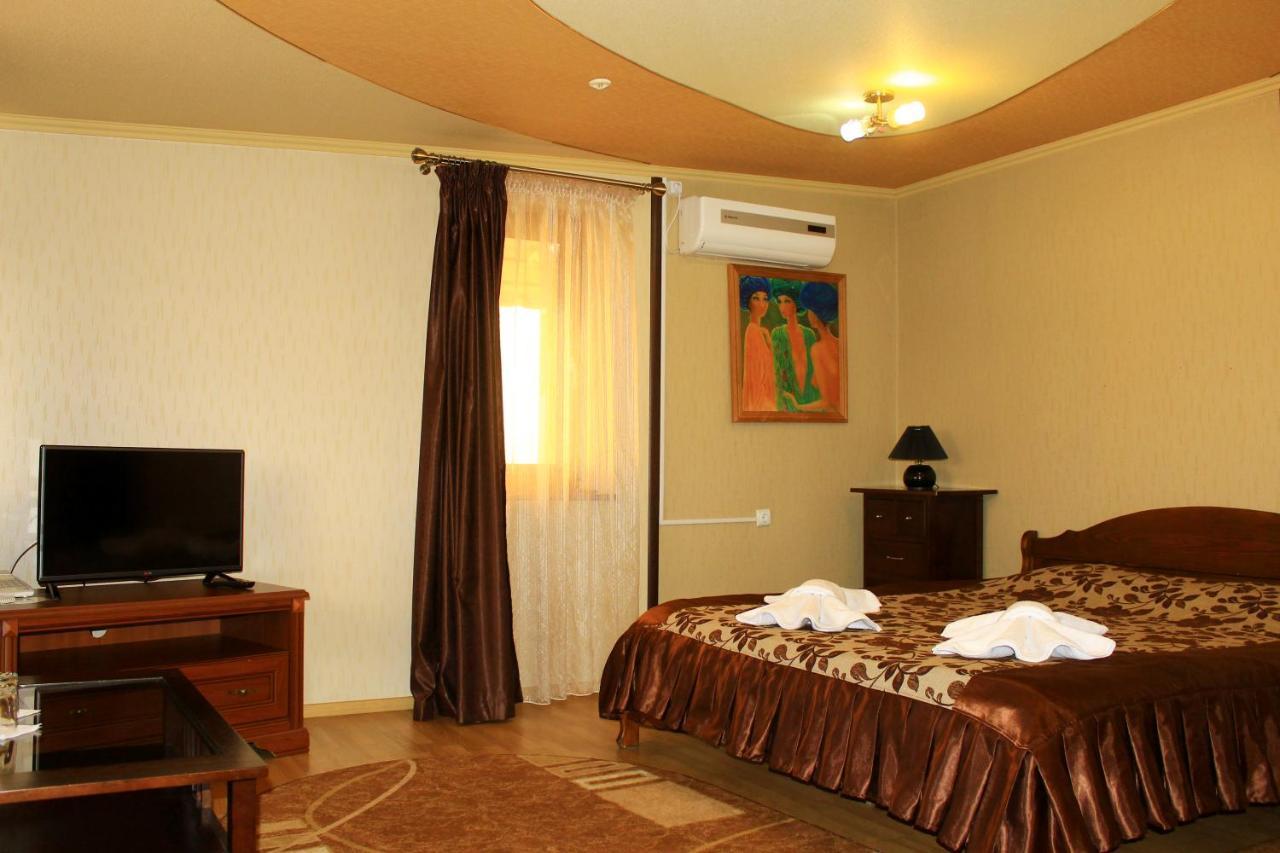 Argo Hotel ลวีฟ ภายนอก รูปภาพ