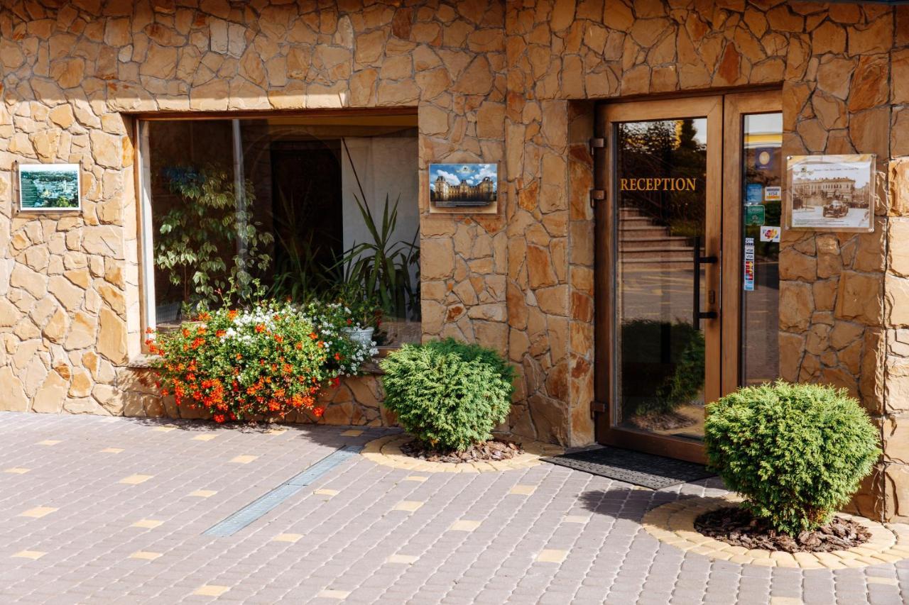 Argo Hotel ลวีฟ ภายนอก รูปภาพ